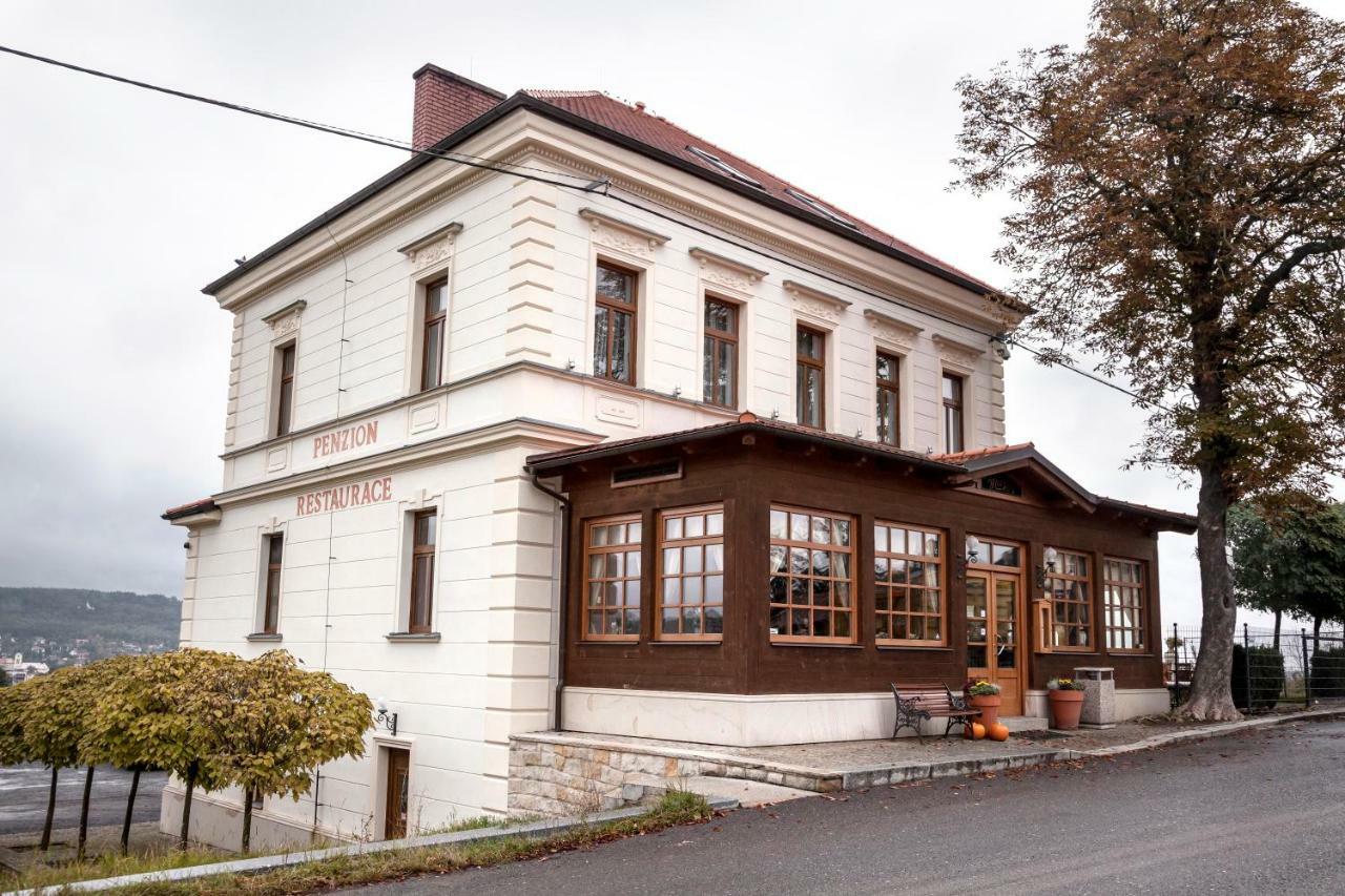 Penzion Marjána Hotel Mníšek pod Brdy Exterior foto